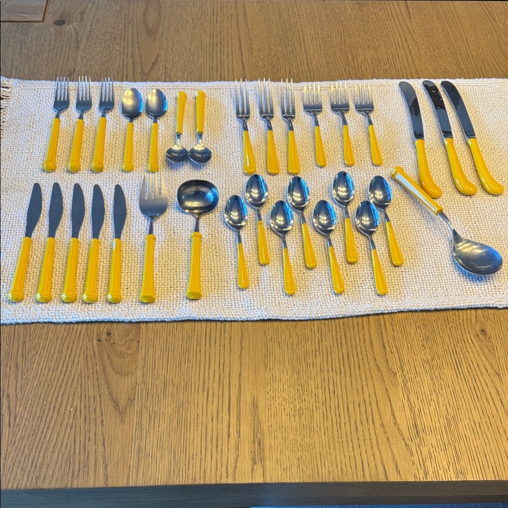 Oxford Hall Cutlery Set